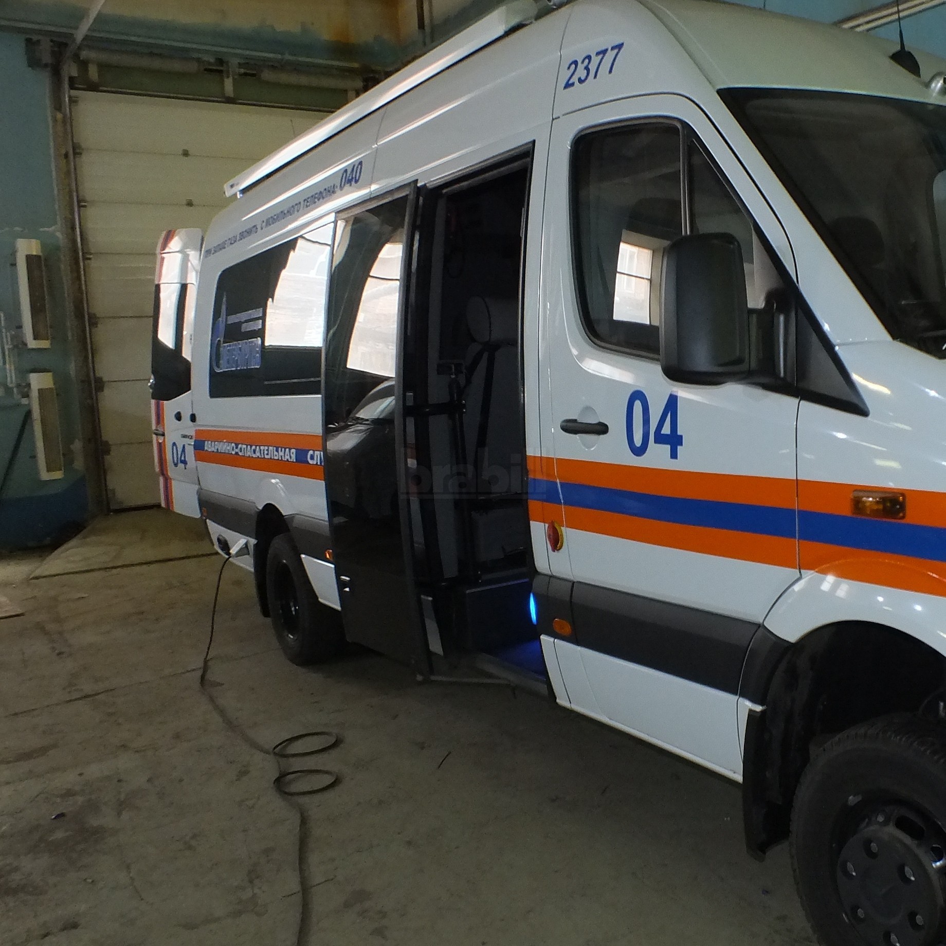 Переоборудование Mercedes-Benz Sprinter в штабной автомобиль