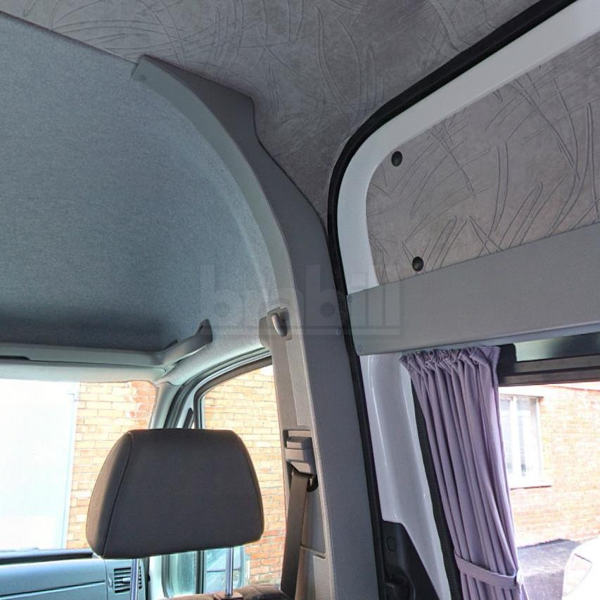 Переоборудование Volkswagen Crafter 50 в туристический микроавтобус (19+1)