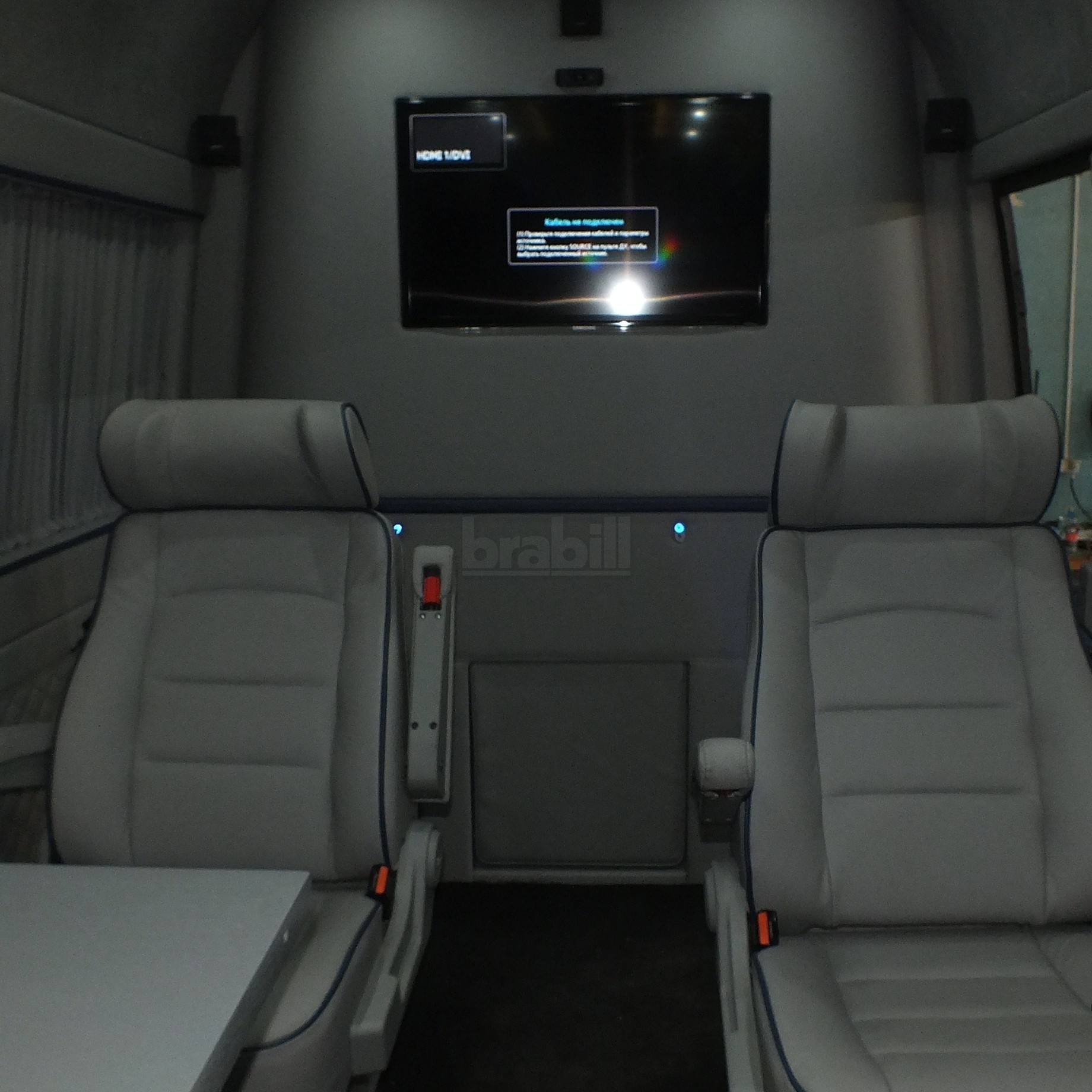 Переоборудование Mercedes-Benz Sprinter в штабной автомобиль