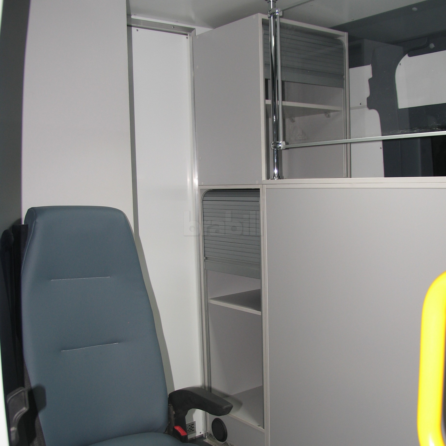 Переоборудование микроавтобуса Fiat Ducato в мобильную медицинскую лабораторию